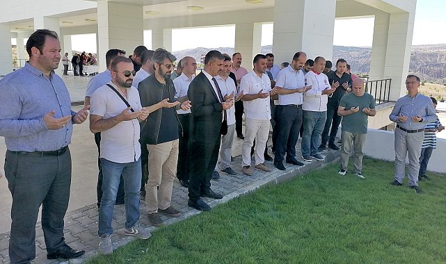 ÇAKÜ'deki cami hizmete açıldı, ilk cuma namazı kılındı