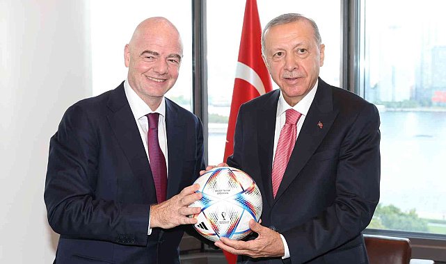 Cumhurbaşkanı Erdoğan, FIFA Başkanı Gianni Infantino'yu kabul etti