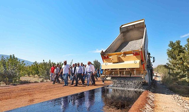 Denizli'de asfalt çalışmaları devam ediyor