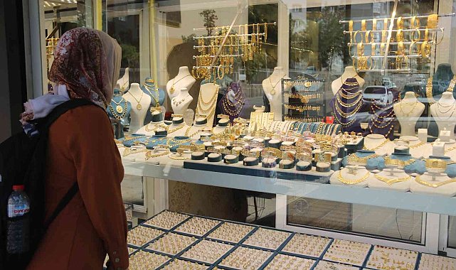 Dolandırıcılığın böylesi: Hedef, kurum ve daire başkanları üzerinden kuyumcular