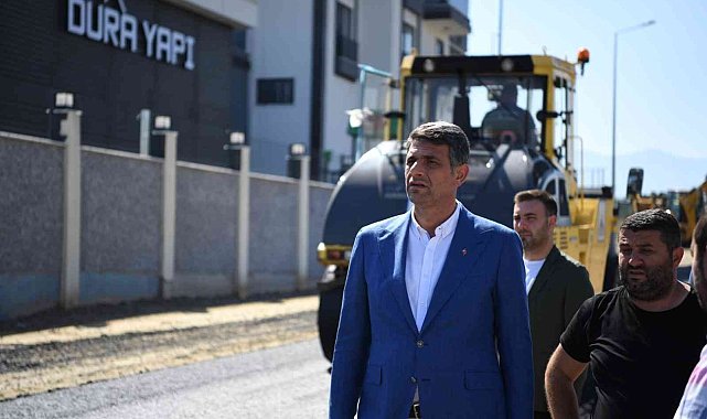 Egemenlik Caddesi'ne 800 ton asfalt