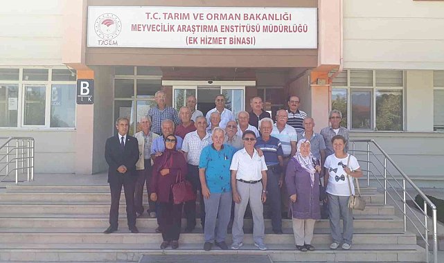 Eğirdir Ziraat Okulu 1971 yılı mezunları hasret giderdi