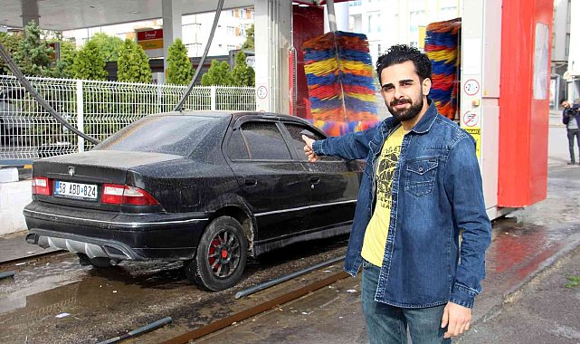 Gökten adeta çamur yağdı