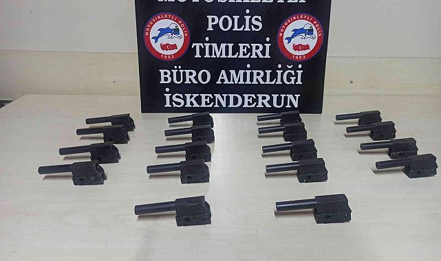 Hatay'da 18 adet kurusıkı tabanca namlusu ele geçirildi