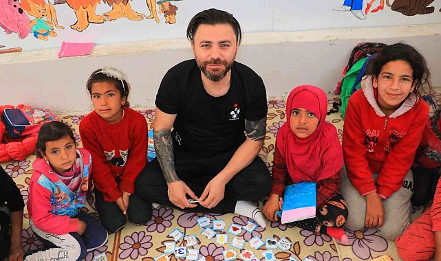 Hayırsever iş adamı Okur: "2 milyon çocuğa ulaştık"