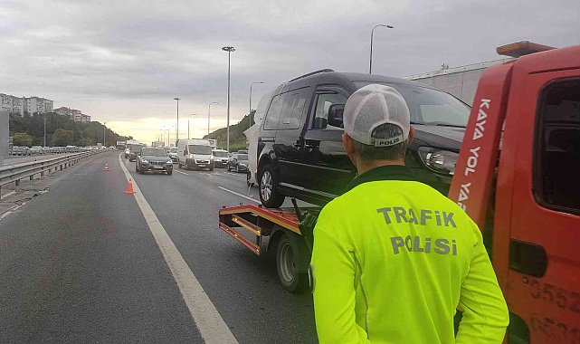 İstanbul'da "çakarlı araç" denetimi