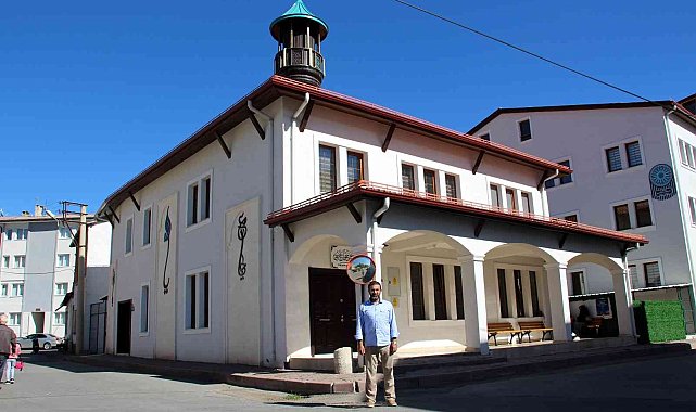 Kadınların bağışlarıyla yapılan cami üç medeniyetin izlerini taşıyor