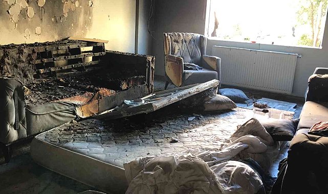 Kocaeli'de kadının doğalgaz vanalarını açtığı dairede patlama: 15 ev ve bir araç hasar gördü