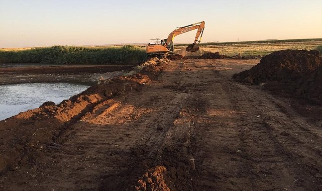 Kulp'ta hayvan içme suyu göletinin bakımı tamamlandı