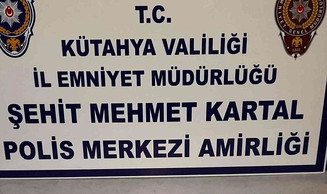 Kütahya'da bekçiler bir şahsın üzerinde afyon sakızı ele geçirdi