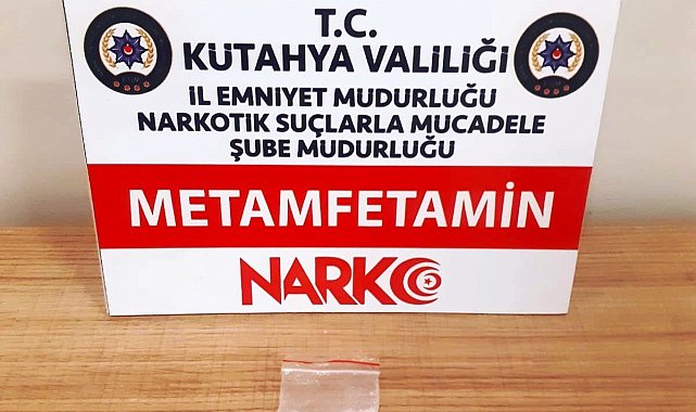 Kütahya'da şüpheli araçta uyuşturucu ele geçirildi