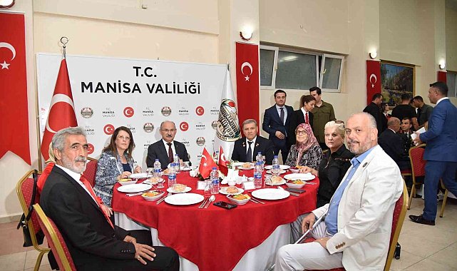 Manisa Valiliğinden gaziler onuruna yemek
