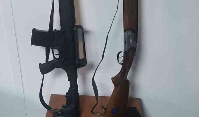 Ruhsatsız silah ticareti yapıyordu, jandarmaya yakalandı