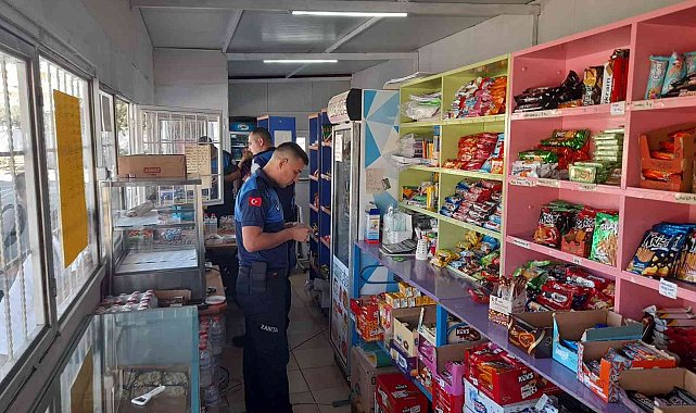 Salihli'de zabıtadan okul kantinlerine denetim