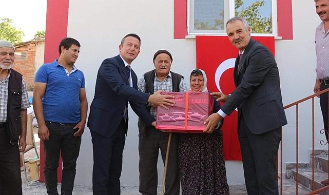 Şehit babasının evi yenilendi
