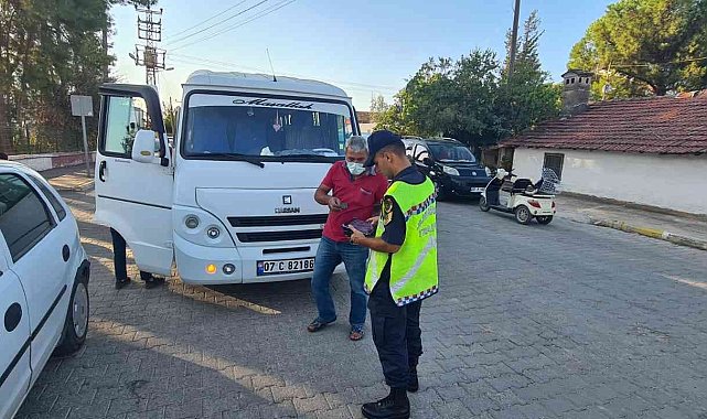 Serik'te okul servisleri denetlendi