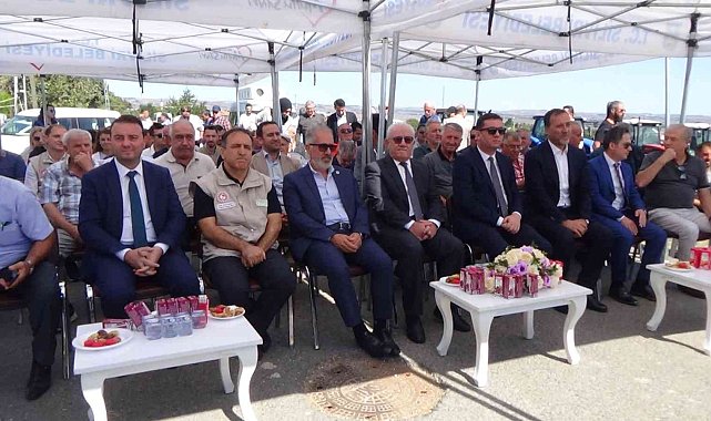 Silivri'de çiftçilere kanola tohumu dağıtıldı