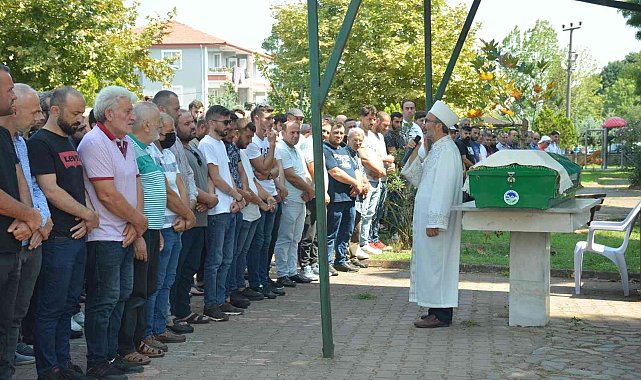 Solunum yetmezliğinden hayatını kaybetti, yakınları sudan etkilendiğini iddia etti