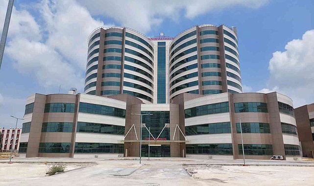 Tarsus Devlet Hastanesi yeni binasına taşınıyor