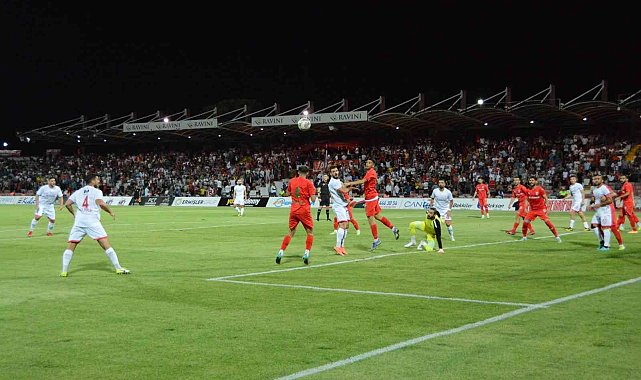 TFF 2. Lig: Balıkesirspor: 4 - Diyarbekirspor: 2