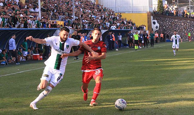 TFF 2. Lig: Kocaelispor: 0 - Serik Belediyespor: 0