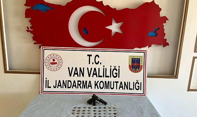 Van'da internetten tarihi eser satmaya çalışan kişi yakalandı