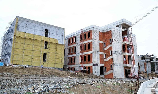 Yalova Üniversitesi'nin morfoloji binası 7 ay erken bitecek