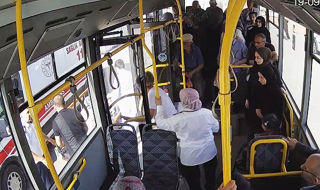 Yaşlı kadına belediye otobüsünde stetoskopuyla müdahale etmişti, o anları anlattı