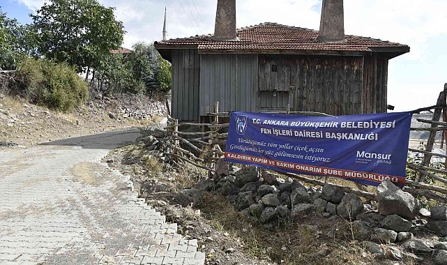 ABB köylerde kilitli parke taşı döşeme çalışmalarına devam ediyor
