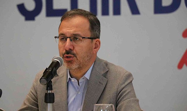 Bakan Kasapoğlu: "Gençleri harflerle kategorize etmeye çalışacaklar"