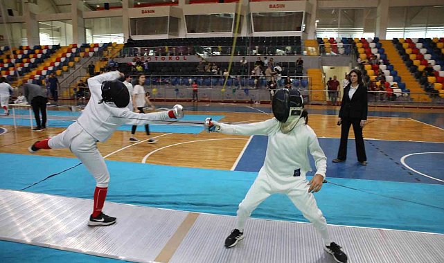 Elazığ, eskrimde ilk derecelerini aldı