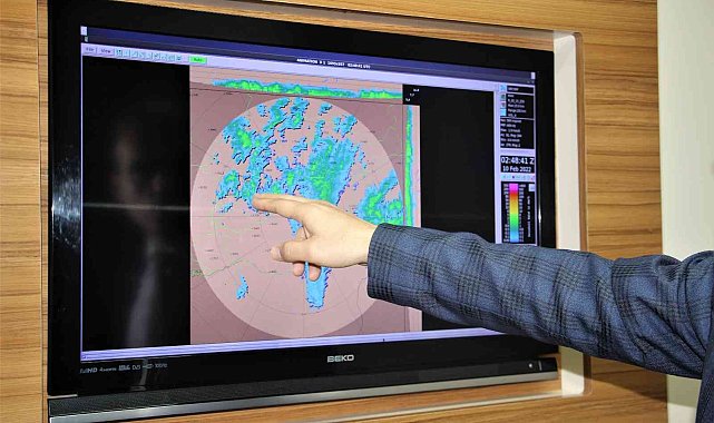 Meteorolojiden 3 il için kuvvetli rüzgar ve fırtına uyarısı