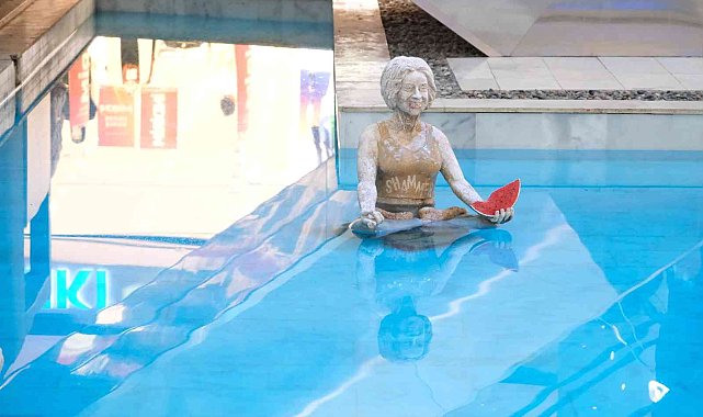 Sualtındaki macerasını tamamlayan sergi, karaya taşındı