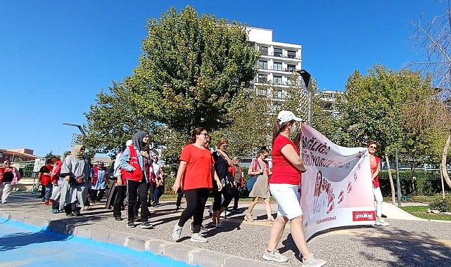 Türk Kızılay Manisa Kadın teşkilatından 'Dünya Yürüyüş Günü' etkinliği