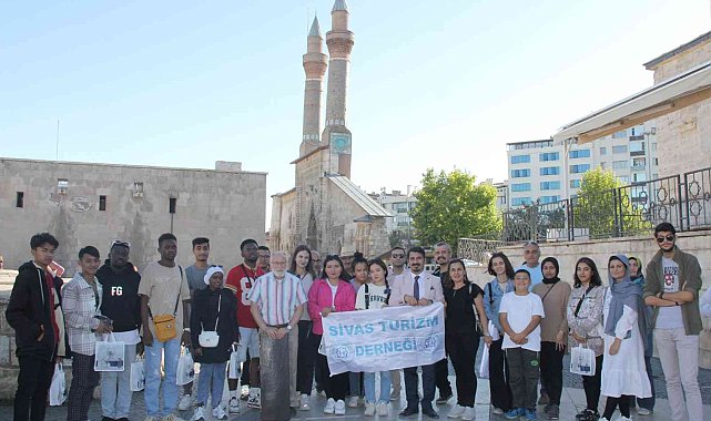 Yabancı uyruklu öğrencilere Sivas'ın tarihi tanıtıldı