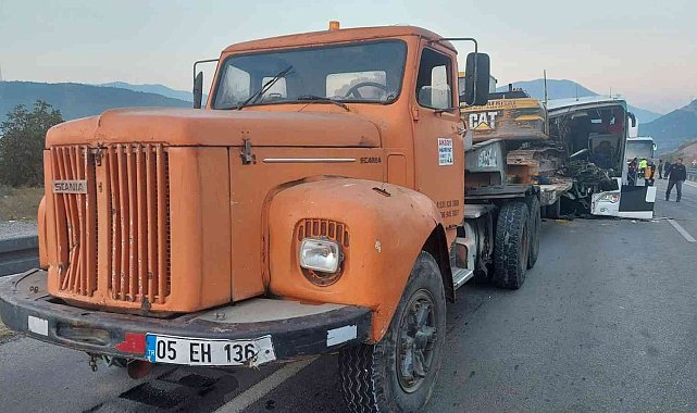 Amasya'da feci kaza: 1 ölü, 10 yaralı