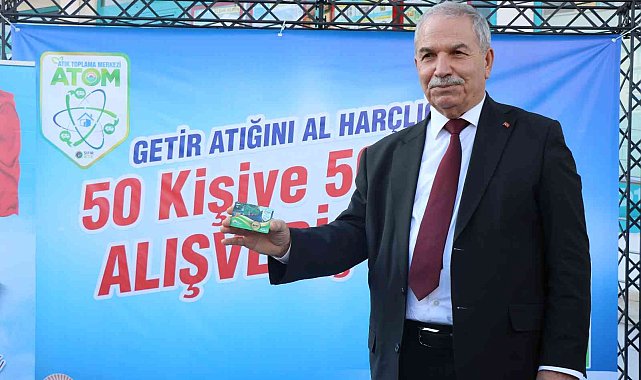 Atığını getiren hem parasını hem de kuponunu aldı