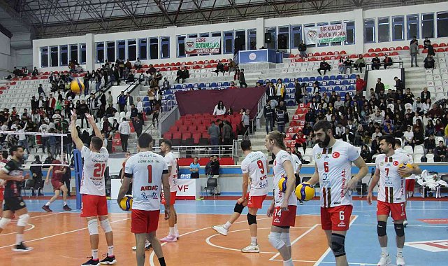 AXA Sigorta Efeler Ligi: Cizre Belediyespor: 2 - Galatasaray HDI: 3