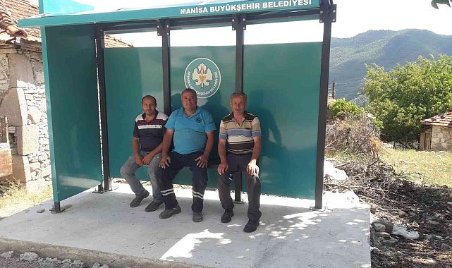 Demirci'nin 12 kırsal mahallesine durak montajı yapıldı