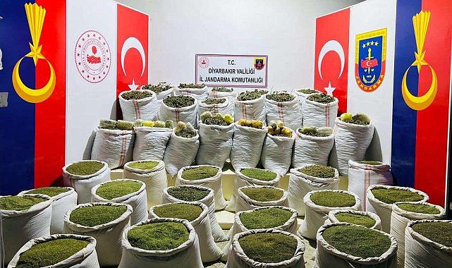 Diyarbakır'da uyuşturucudan finans sağlayan terör örgütüne darbe