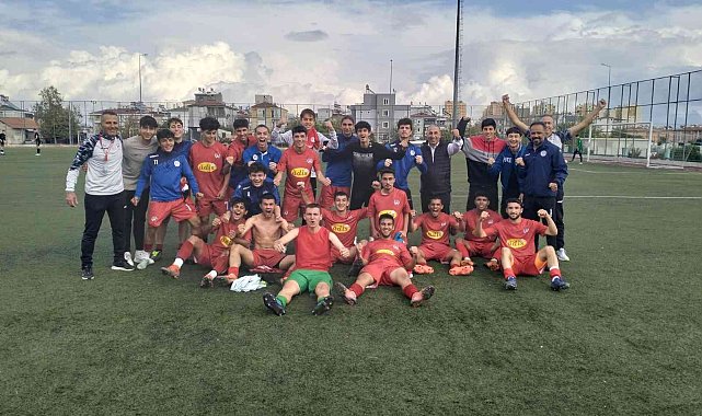Döşemealtı U-18 Futbol Takımından farklı galibiyet