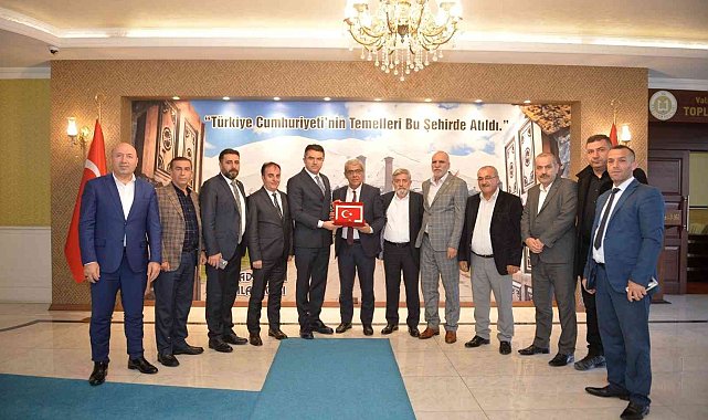 Erzurum Valisi Memiş, "Erzurum'da birkaç yıl içinde işsizlik sorunu kalmadığını göreceksiniz"