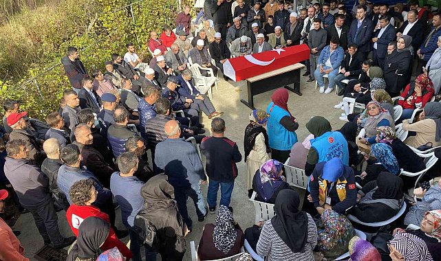 Maden işçisi Taner Şen son yolculuğuna uğurlandı