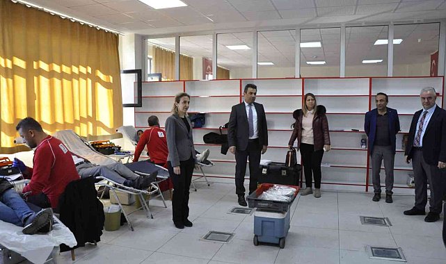 Safranbolu'da öğrencilerden "Okulumda Kan'Panya Var" kampanyası