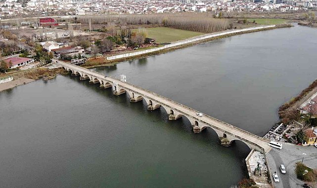 Son yılların en kurak dönemini yaşayan Edirne'de, yağışlar nehirlere can suyu oldu, debiler arttı