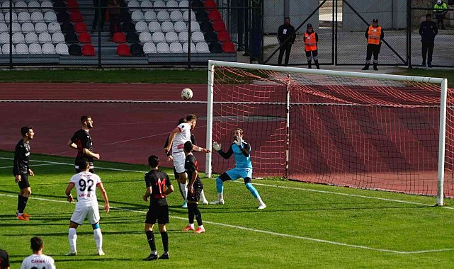 TFF 2. Lig: GMG Kastamonuspor: 2 - Diyarbekirspor: 1
