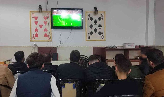 Yüksekovalılar Galatasaray- Beşiktaş maçına kilitlendi