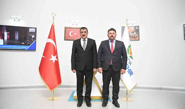 Başkan Gürkan: "Siyasi partiler demokrasinin vazgeçilmez unsurlarıdır"