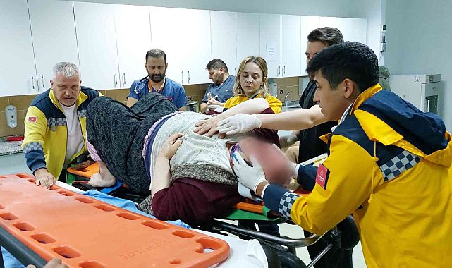 Merdivenden düşen kadın ölümden döndü