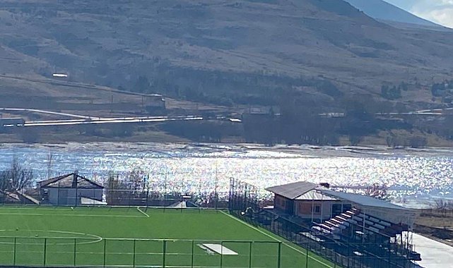 Pınarbaşı futbol sahası tamamlandı